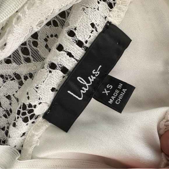 Lulus Remarkable White Sheer Lace Short Sleeve Mini Dress Size XS - Picture 4 of 5